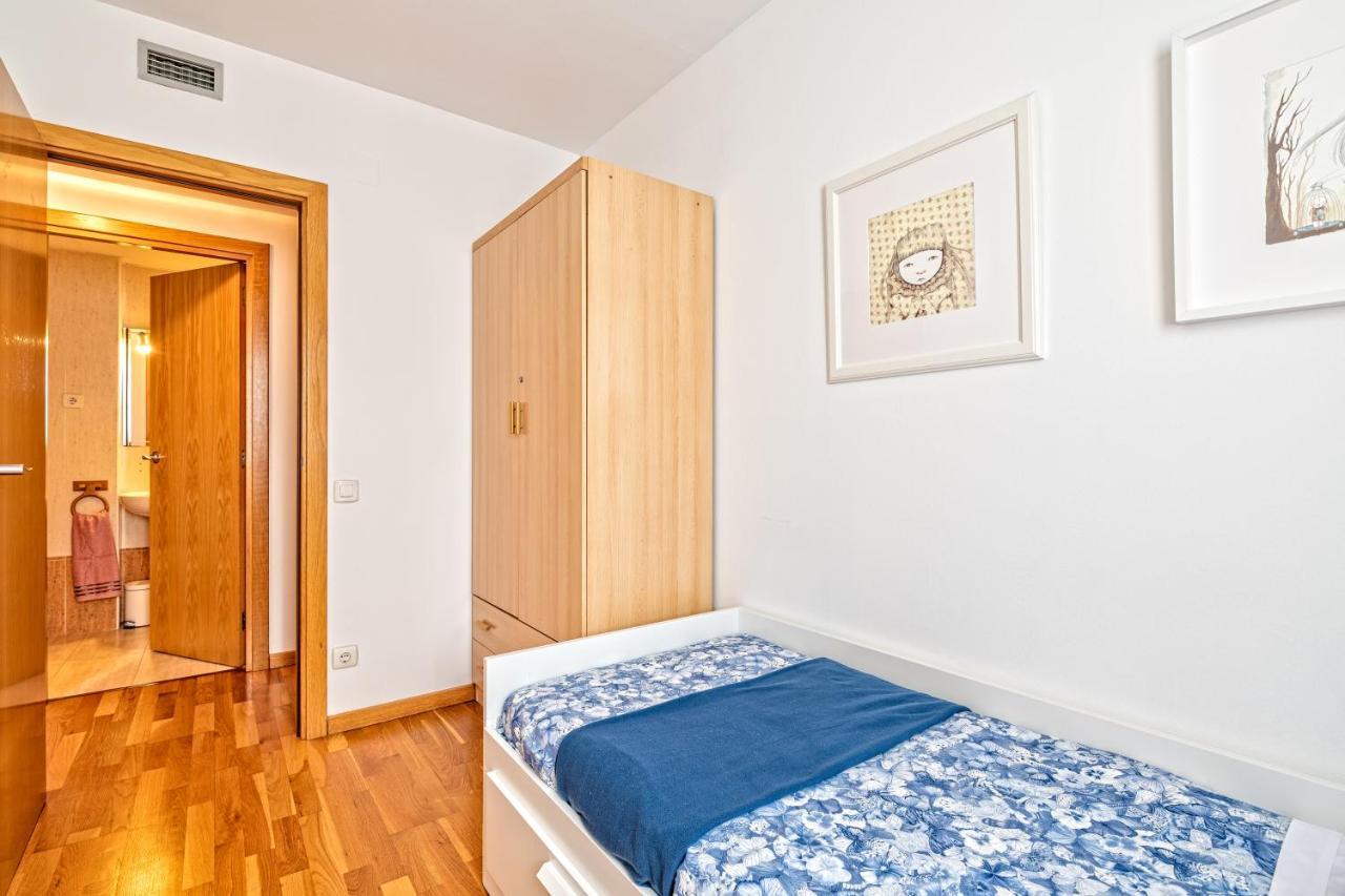 Calido Apartamento Con Piscina En Barcelona Рипольет Экстерьер фото
